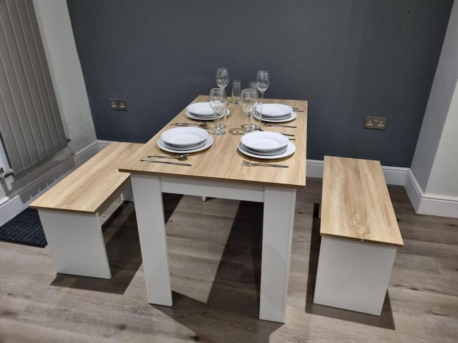 Beautiful 4 Bed Immaculate Condition Refurbished Property ラムフォード エクステリア 写真
